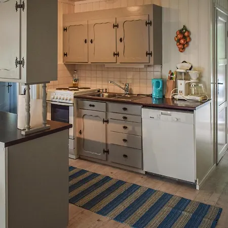 4 Bedroom In Holiday home *