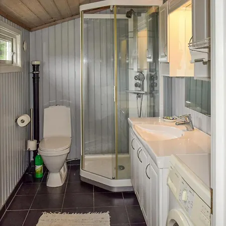 4 Bedroom In Vikersund