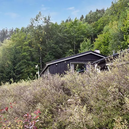 4 Bedroom In