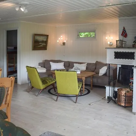 4 Bedroom In *