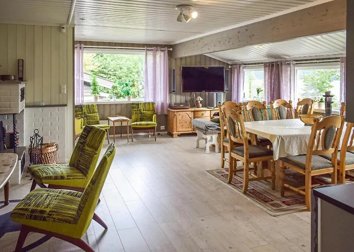 Vakantiehuis 4 Bedroom In *