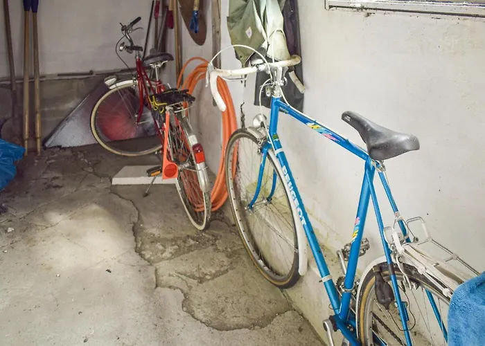 4 Bedroom In Vakantiehuis *